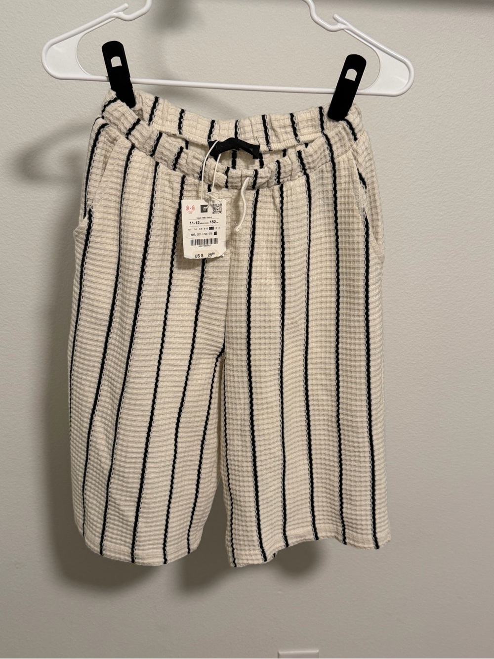 Zara Cream Shorts with Black Pinstripes